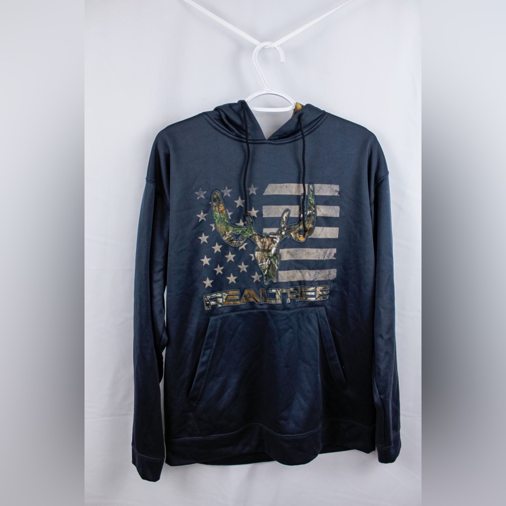 REALTREE men’s sweatshirt. Size medium.